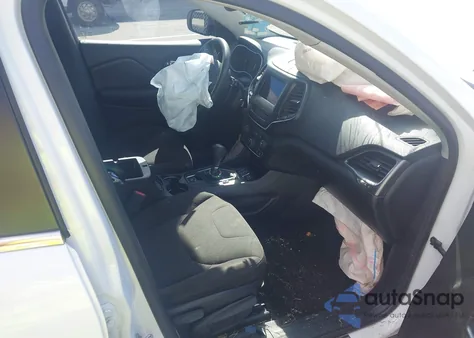 2019 Jeep Cherokee Latitude Fwd from USA, damaged, VIN 1C4PJLCBXKD131491